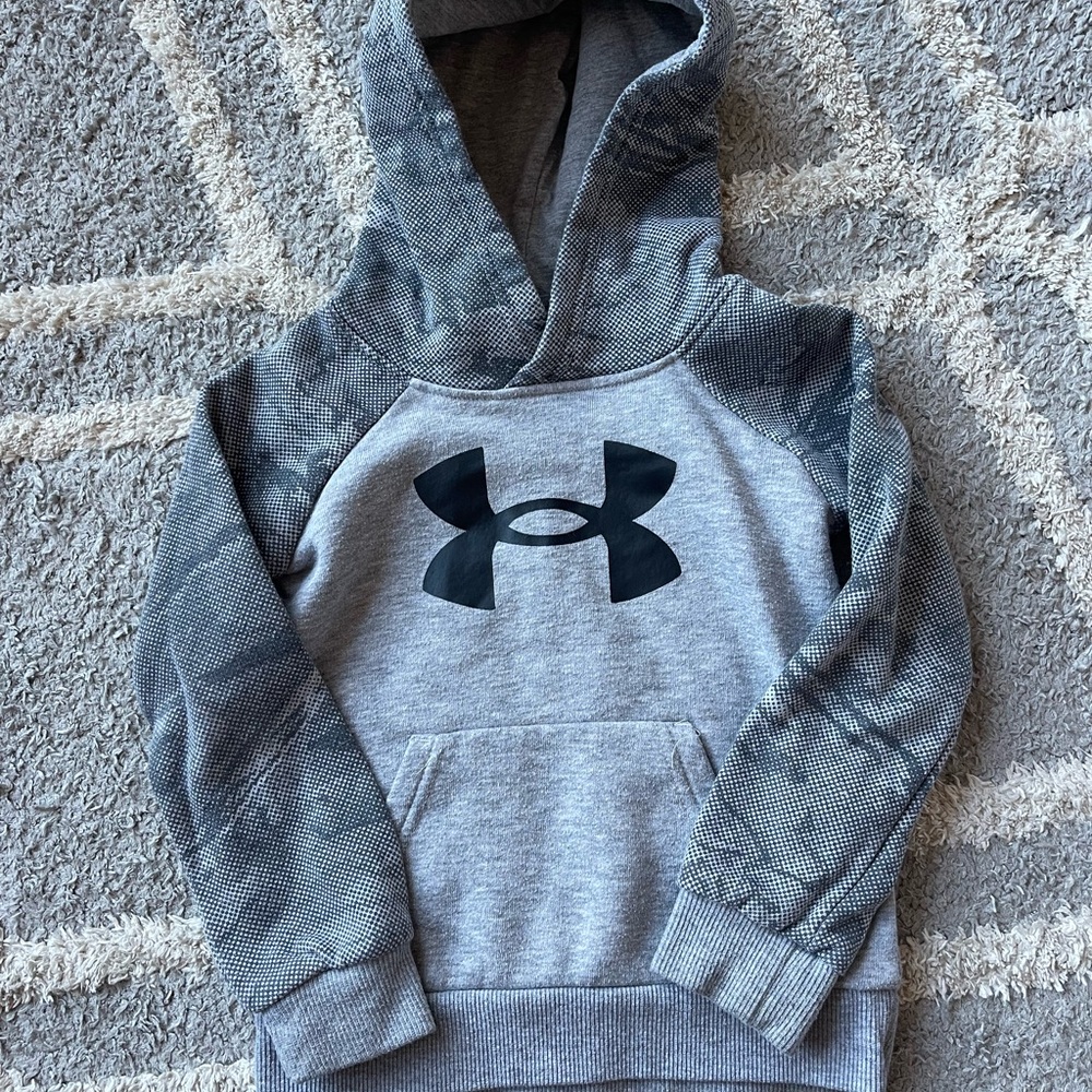 Under Armour Gray Pullover Hoodie